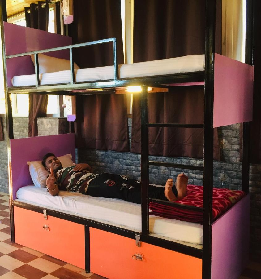 Hotel Cosy Nook Rishikesh Bagian luar foto