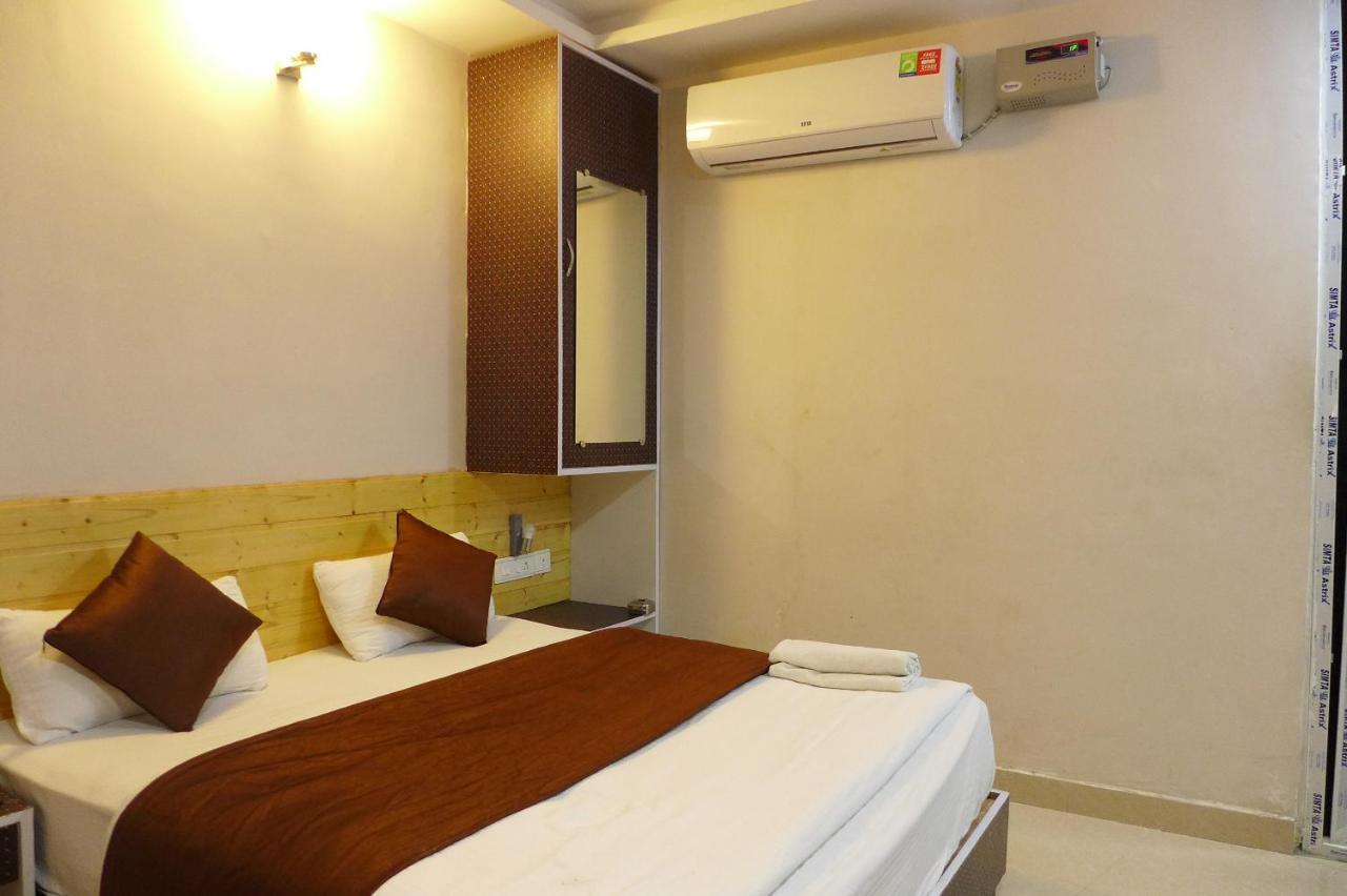 Hotel Cosy Nook Rishikesh Bagian luar foto