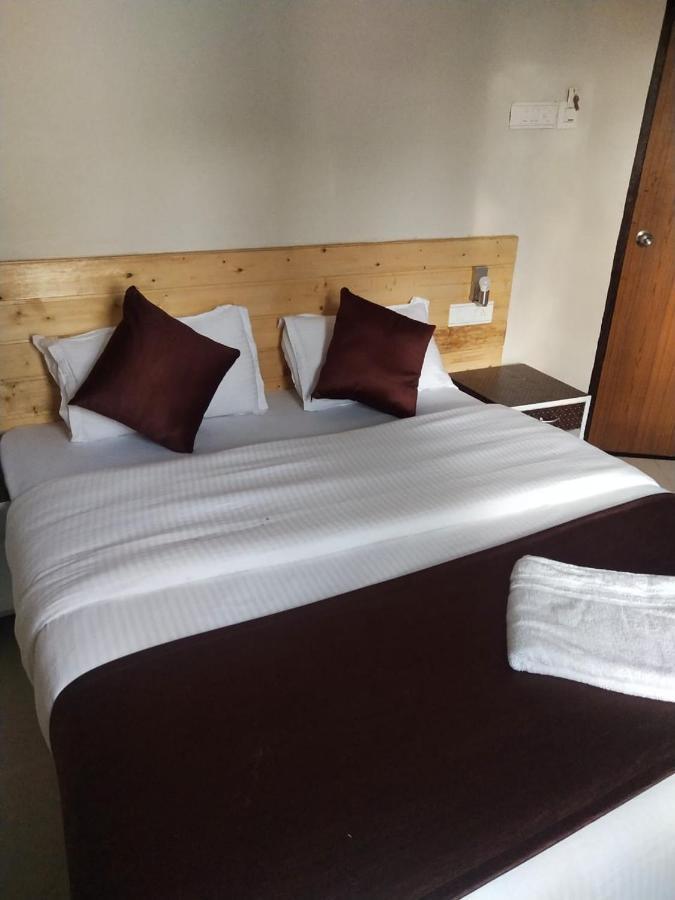 Hotel Cosy Nook Rishikesh Bagian luar foto